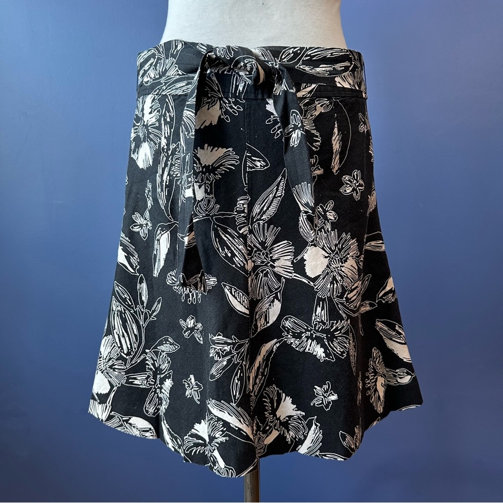 Merona Black and White Patterned Linen Skirt Size 8